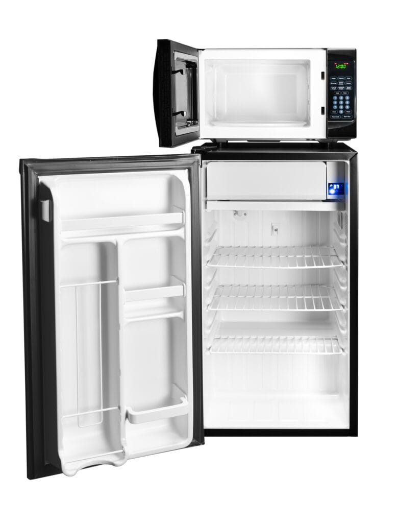 Microfridge Safeplug 3.2 cu.ft. Danby One Plug - 3.2SM4RA | MicroFridge
